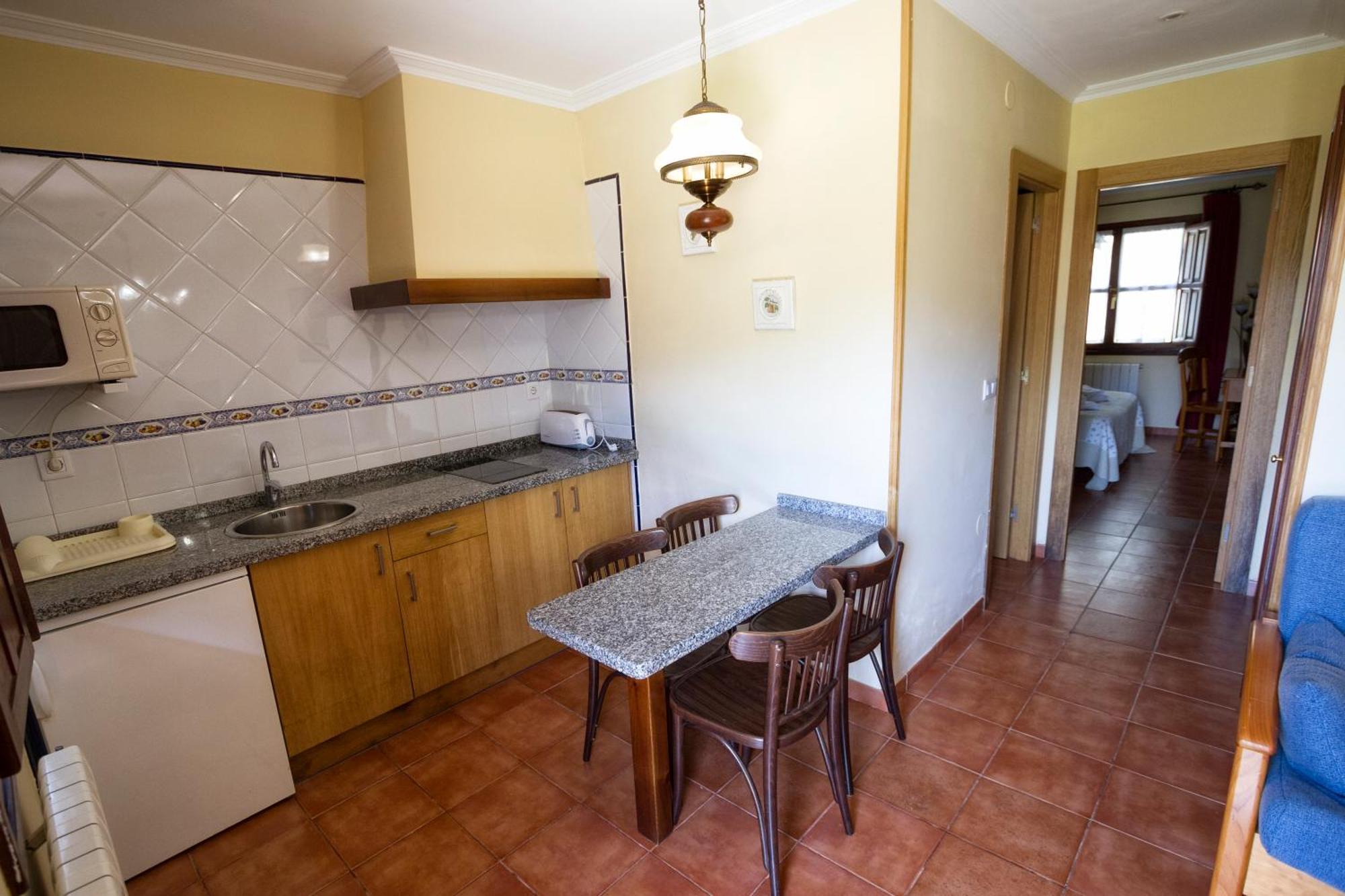 Apartamentos Camin De Pelayo Las Rozas Kamer foto